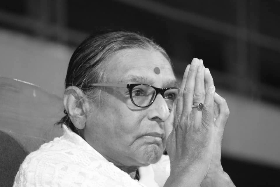 Geeta Iyengar 7.12.1944 - 16.12.2018